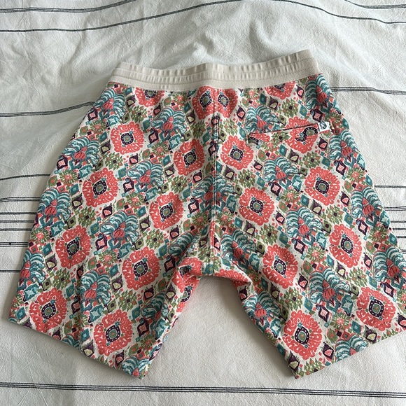 BILLIONAIRE BOYS CLUB, Bright Floral Inspired Shorts, Size XL - Picture 4 of 5